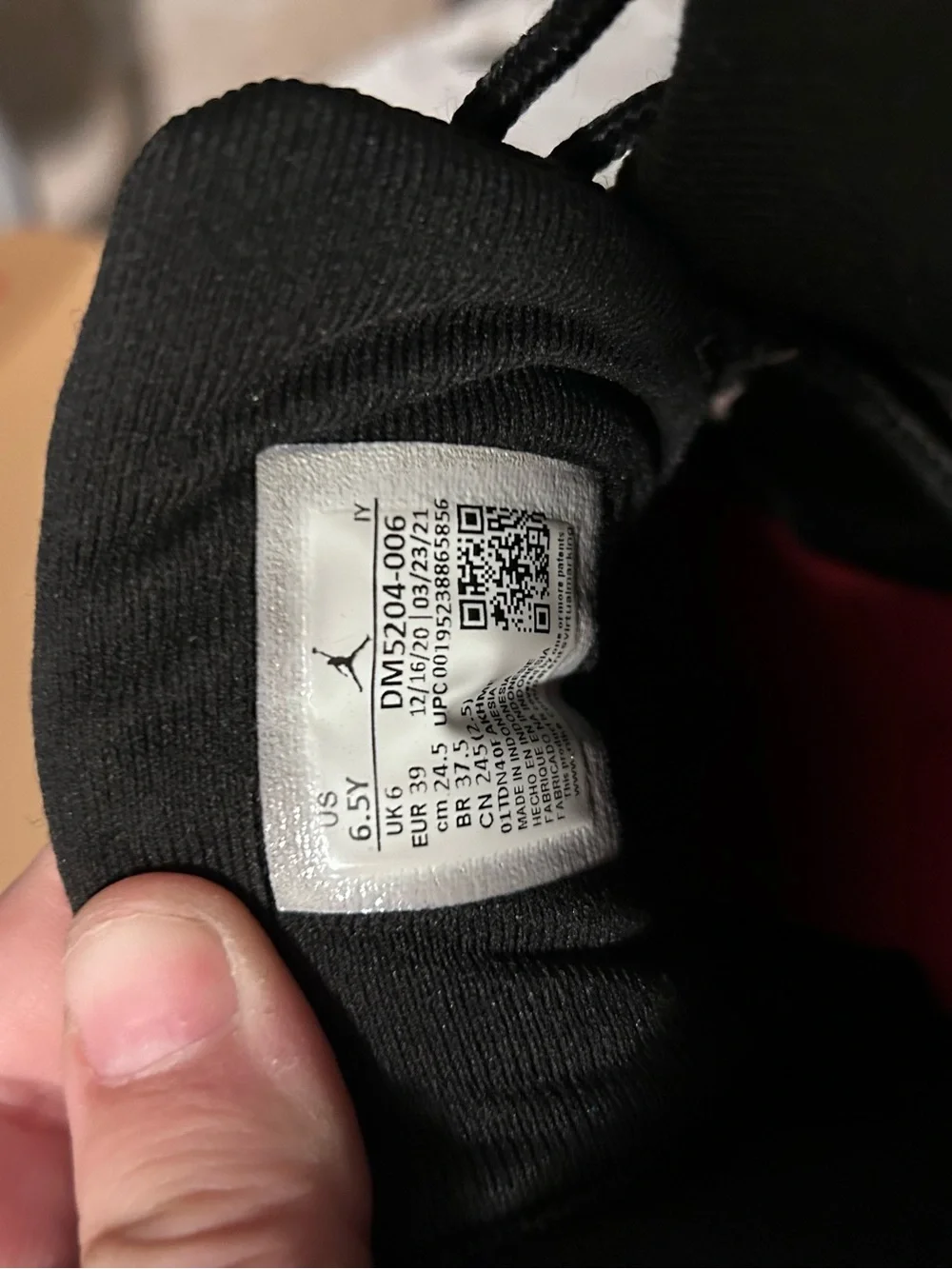 Air Jordan 12 Retro Utility Grind 6.5Y